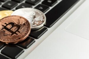 Как торговать на спорте криптовалютой